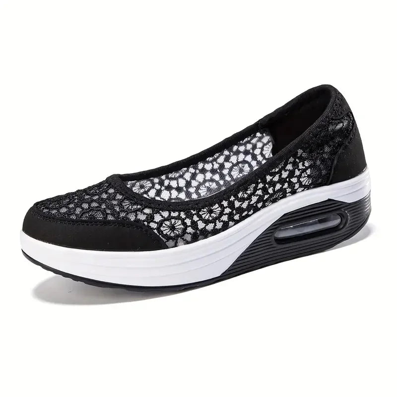 Breathable Lace Flower Walking Shoes For Women