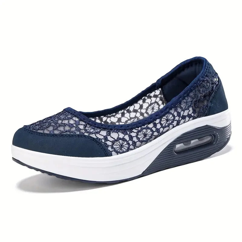 Breathable Lace Flower Walking Shoes For Women