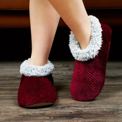 Ultimate Home Comfort & Warmth: Cozy Sherpa-Lined Slippers