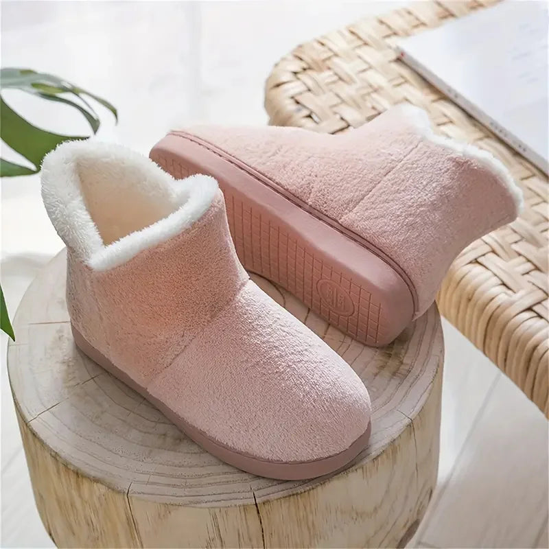 Step into Comfort: Ultra-Soft Plush Indoor Slippers for All-Day Warmth