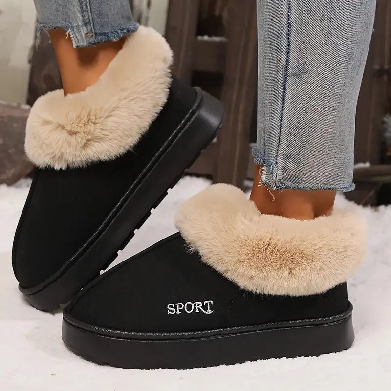 Cozy Comfort Plush Slippers - A Warm Embrace for Your Feet!