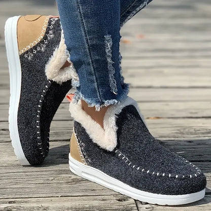 CozyStep™ Fleece-Lined Ankle Boots: Embrace Warmth & Style