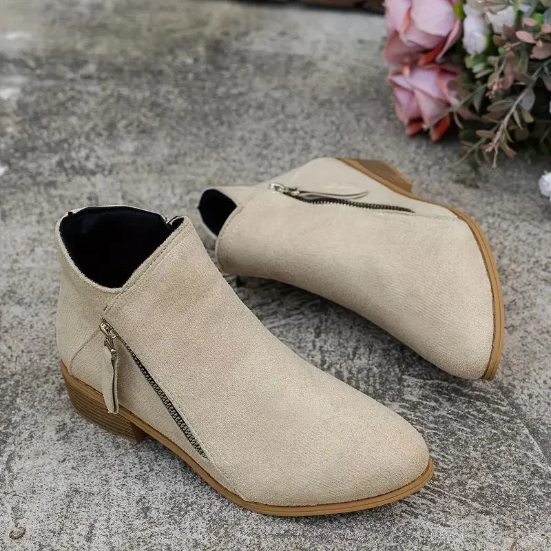 Women's Chic Ankle Boots - Comfortable and Stylish Footwear for Everyday Wear