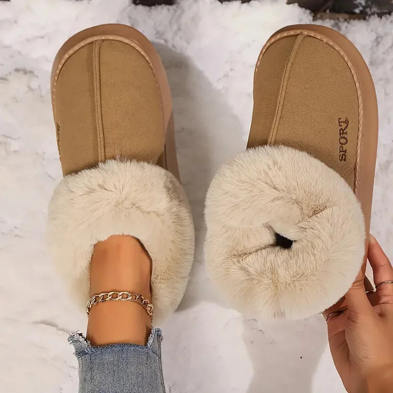 Cozy Comfort Plush Slippers - A Warm Embrace for Your Feet!