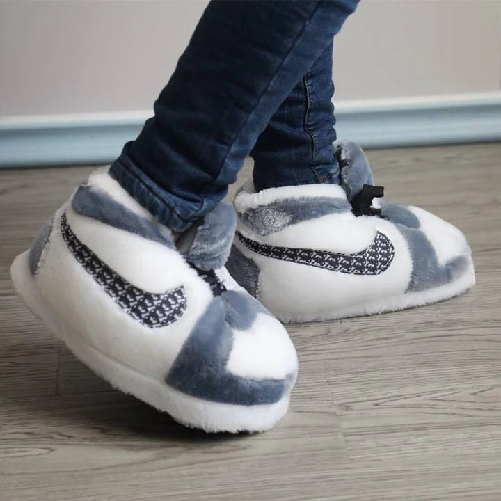 Comfortable Plush Sneaker Slippers - Piachoi Store