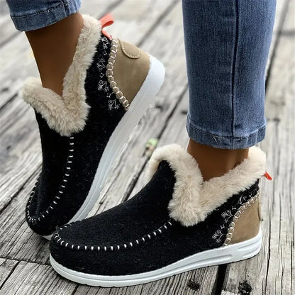 CozyStep™ Fleece-Lined Ankle Boots: Embrace Warmth & Style